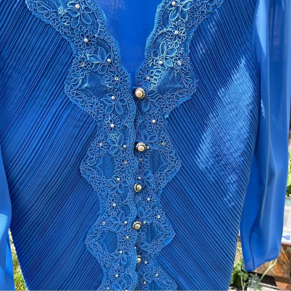 Benee By Lori Ann Vintage Crepe Blazer with beaded  embellishments - Picture 4 of 6